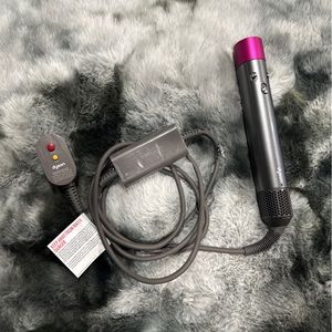 Dyson Airwrap Hair Styler/ Dryer Wand Only ( Without case and attachments ).